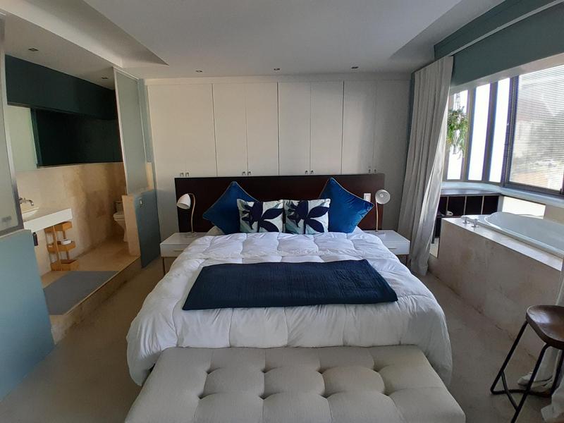 To Let 2 Bedroom Property for Rent in Sea Point Western Cape